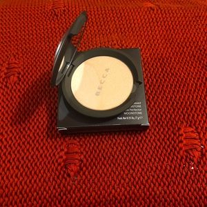 Becca Shimmering Skin Perfector - Moonstone BRAND NEW *Authentic*